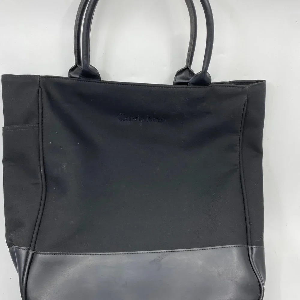 Calvin Klein Black Large Fabric Shoulder Bag - Picture 2 of 10